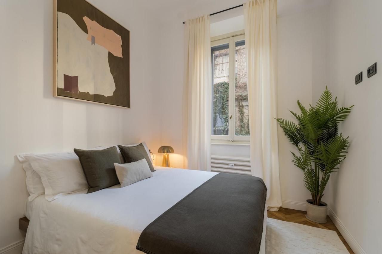 Casa Unica Milano - Elegant Apartment With Balcony - Centrale 1 Luaran gambar