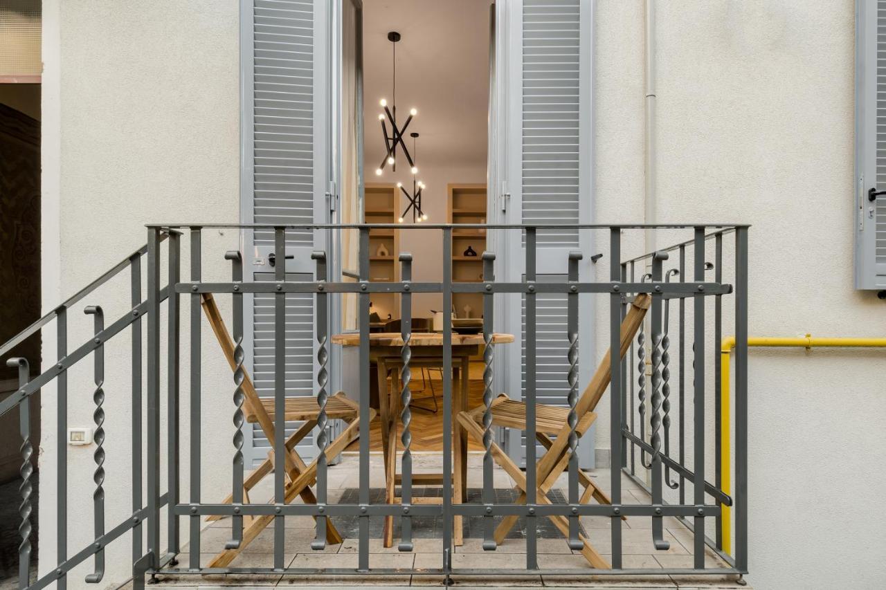 Casa Unica Milano - Elegant Apartment With Balcony - Centrale 1 Luaran gambar
